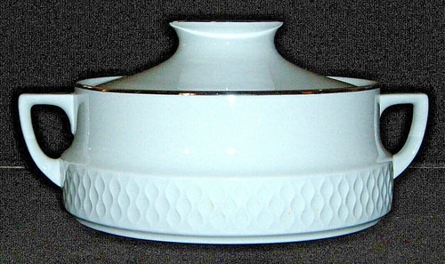 Vintage SCHIRNDING BAVARIA SCG54 Embossed White China with Platinum Rim - Picture 5 of 75