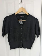 Nancy Kole NWT Women's Size Medium Cropped Sweater Black