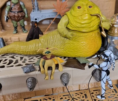 LEGION GIFTS scene setting Star wars jabba the hut throne Salacious Crumb palace cushions LG