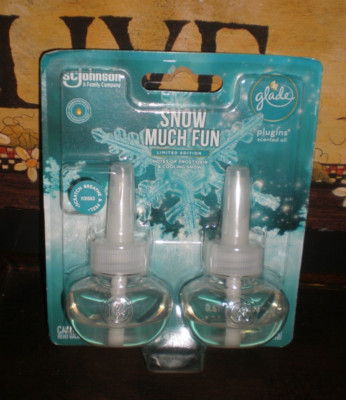 Glade SNOW MUCH FUN Plugins Scents Oil 1 Pack with 2 Refills