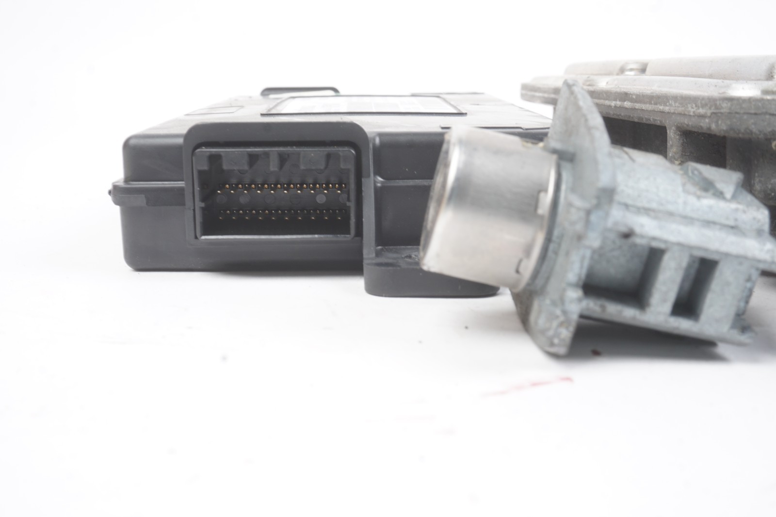 2014 - 2024 Maserati GHIBLI 3.0L Ignition Set Key Module OEM