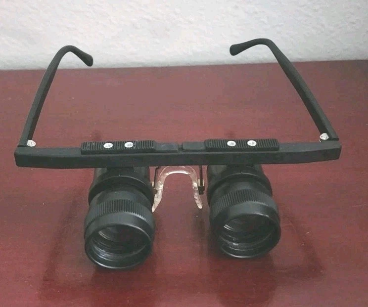 ESCHENBACH TELE 4X BLACK BINOCULARS. MADE IN GERMANY. W/CASE. WORKS - Image 3 of 4