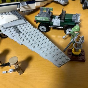 LEGO Indiana Jones Peril in Peru & Motorcycle Chase Set