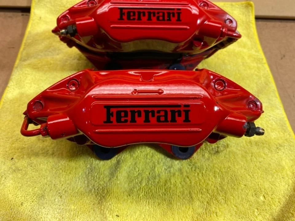 Задние тормозные суппорты FERRARI 355 красные подобранные пара 1998 (вид F1) задние тормоза F355 - Изображение 2 из 4