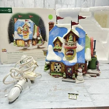 Vtg 2002 Department 56 PLAY-DOH SCULPTING STUDIO North Pole Series Lighted House