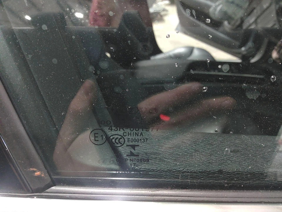 Ventana de vidrio puerta delantera derecha lado pasajero Volvo S90 17-23 OEM 322449562 Foto 2 de 3