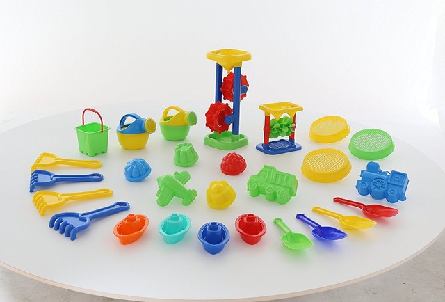 sand and water play set