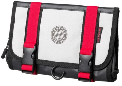 FC BAYERN MÜNCHEN AG FC Bayern München Kulturbeutel Black Logo 15 x 25 cm