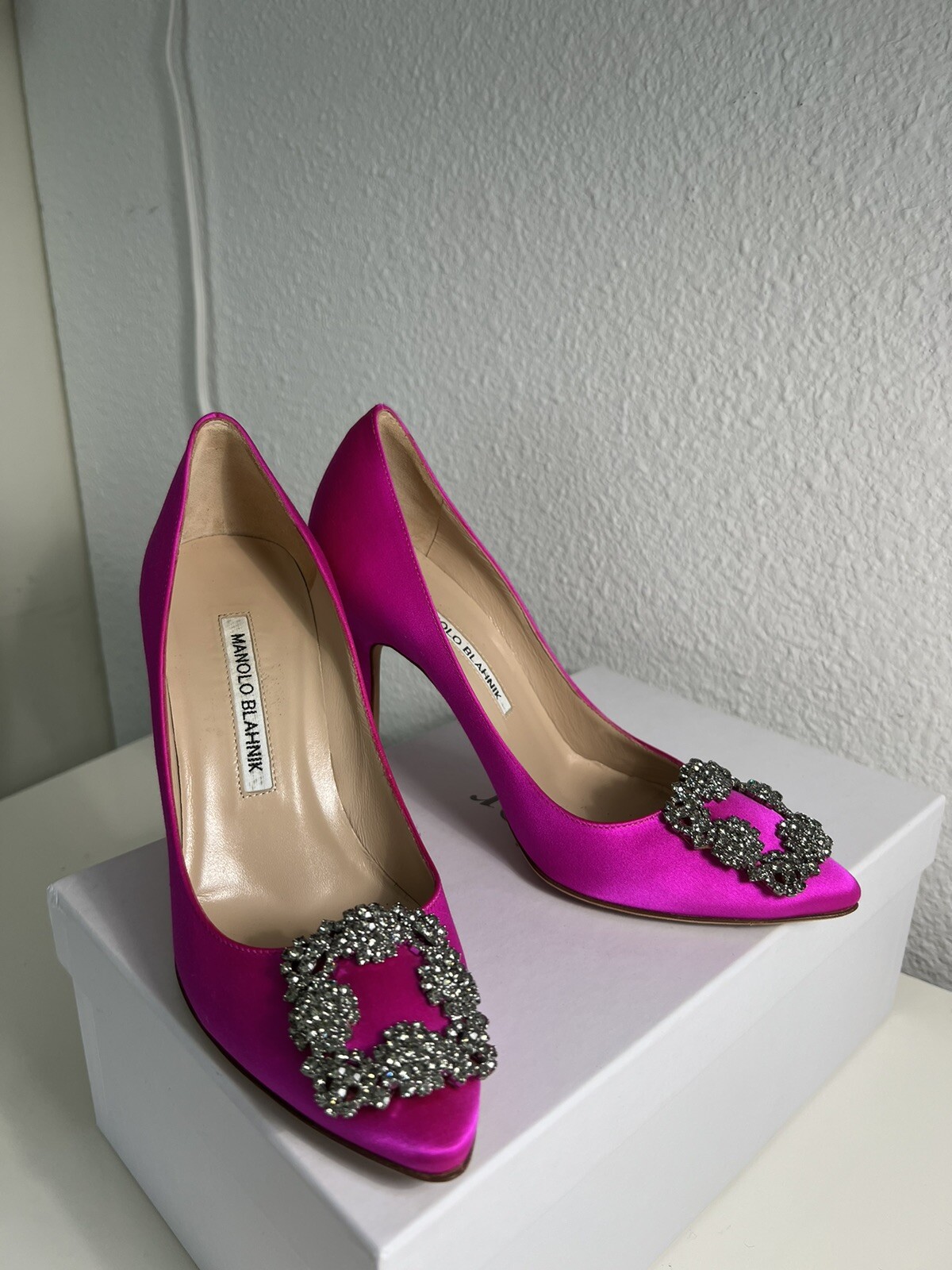 Manolo Blahnik Hangisi 105MM Crystal Buckle Satin Pumps Fuchsia