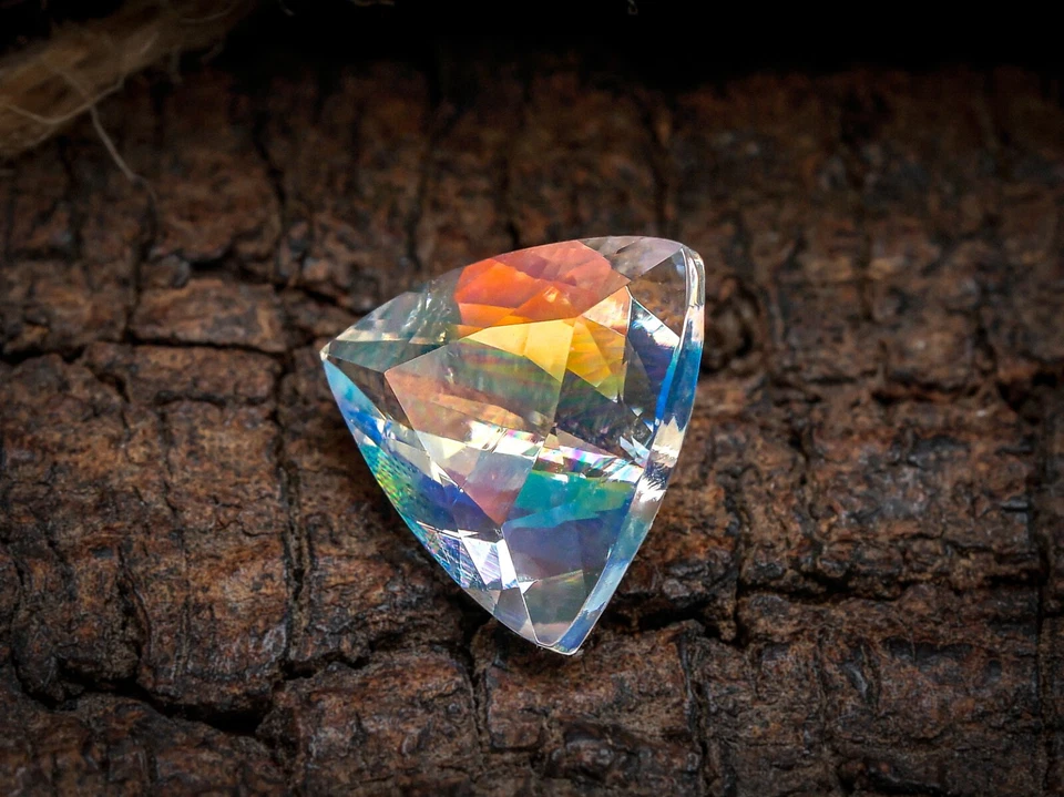 2.43  Carat Golden Rainbow Moonstone Gemstone Faceted 9x9x5 MM Trillion Shape - Image 2 of 3