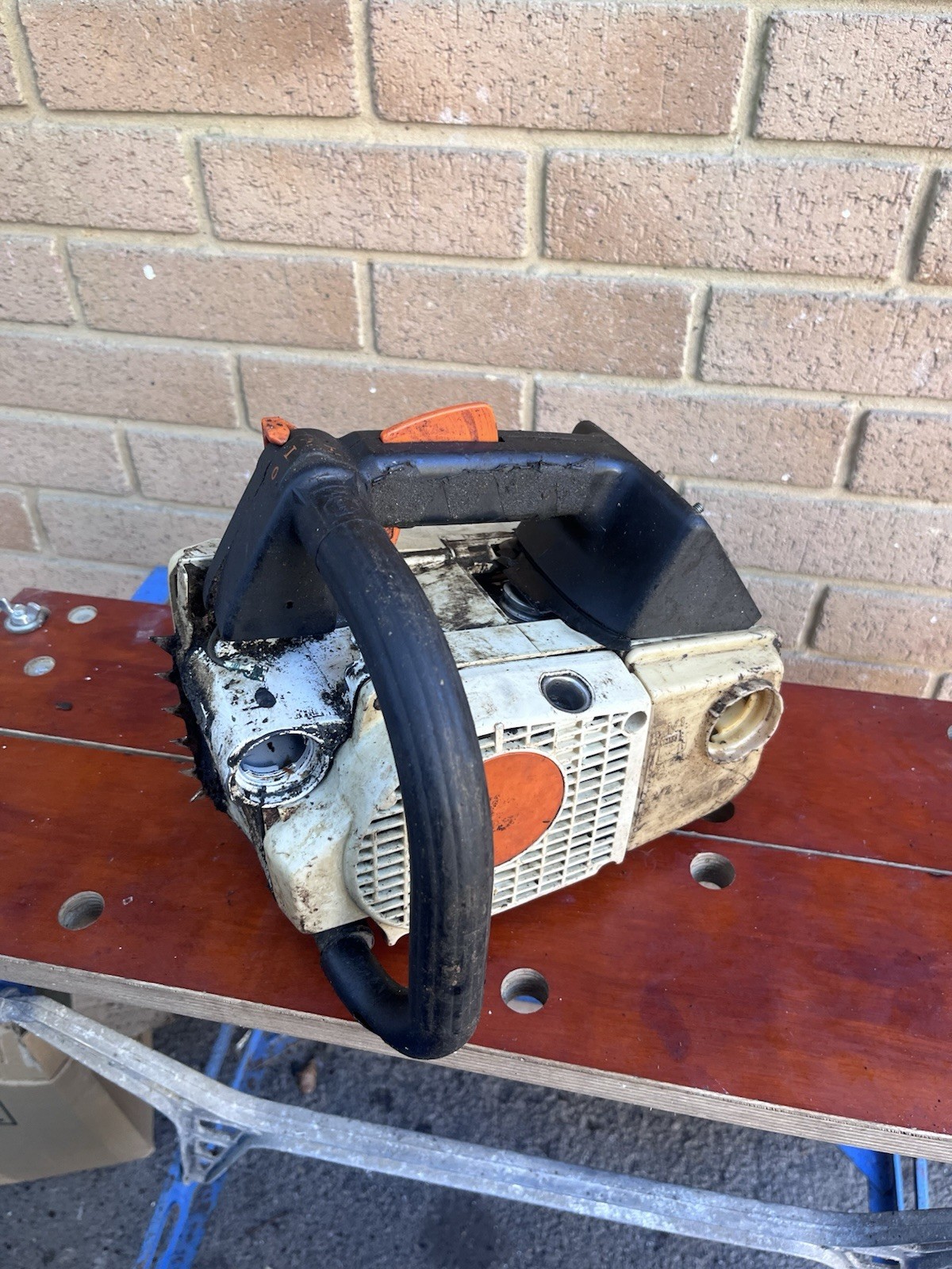 Picture 1 of 6