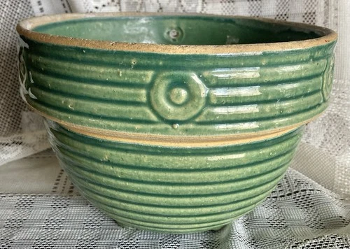 McCoy Pottery Green Ribbed Ring Hanging Planter Basket Yellow Ware
