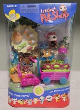 Littlest Pet Shop Picnic Time Pets Chihuahua #219 Rabbit #220 Ladybug #221
