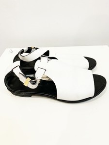 balenciaga flip flops womens