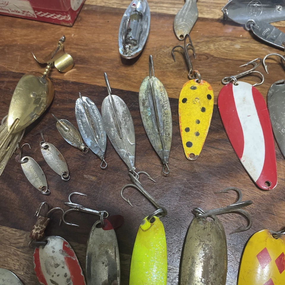 Vintage Fishing Lure Spoons And Spinners. Big Brands. Johnson. Dardevle. Nichols - Image 4 of 4