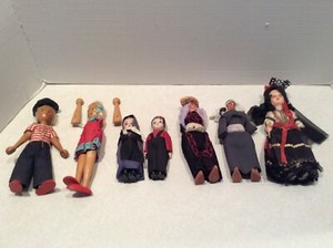 vintage souvenir dolls