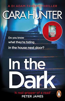 Im Dunkeln: Aus der Sunday Times Bestsellerautorin von Close to Home (DI Fawle