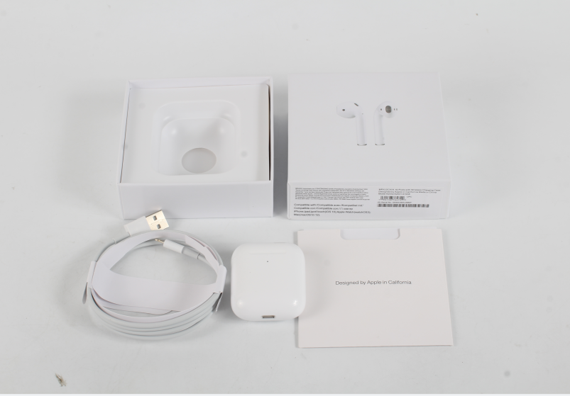 Apple AirPods (2nd Gen) with Wireless Charging Case A2031 A2032 White