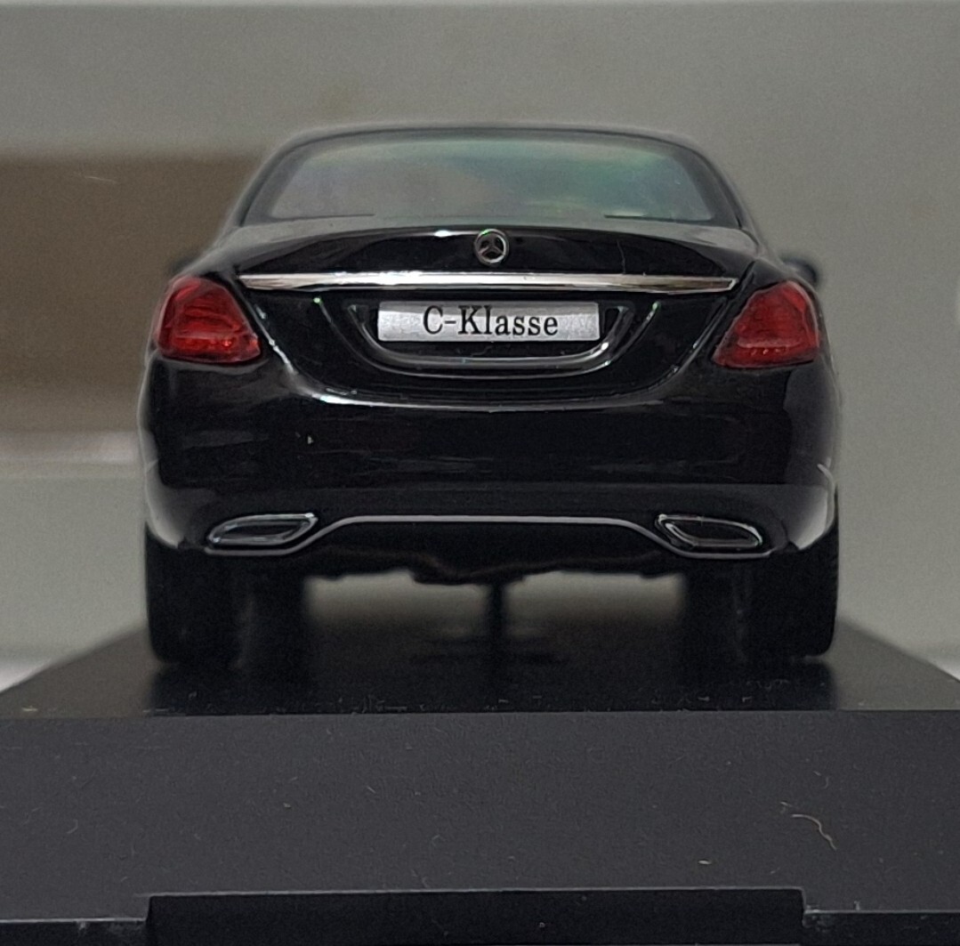 Mercedes-Benz C-Class W205 Sedan Obsidian Black 1:43 Norev B6 696