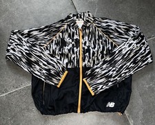 New Balance Women  s Lightweight Jacket Size S