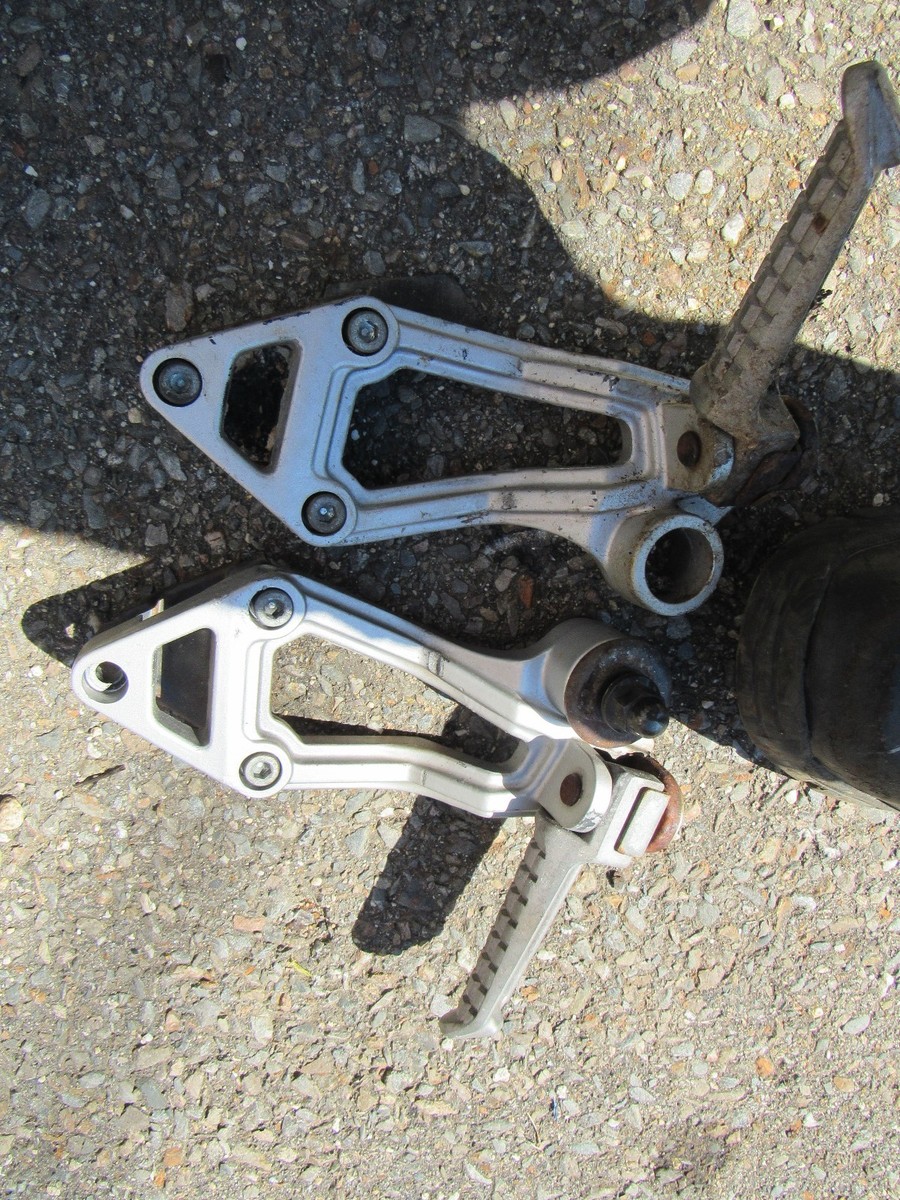 ぺつぺい 1989 kawasaki zx1000 ninja rear foot pegs left right peg | eBay