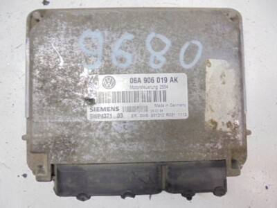 GOLF 4 IV COMPUTER 06A906019AK 1,6 5WP4371 / AU 92658