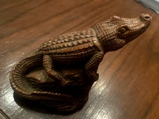 Vintage Syroco Wood Alligator Animal Figure Statue Paperweight