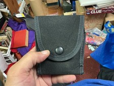 SAFARILAND Handcuff Case Pouch