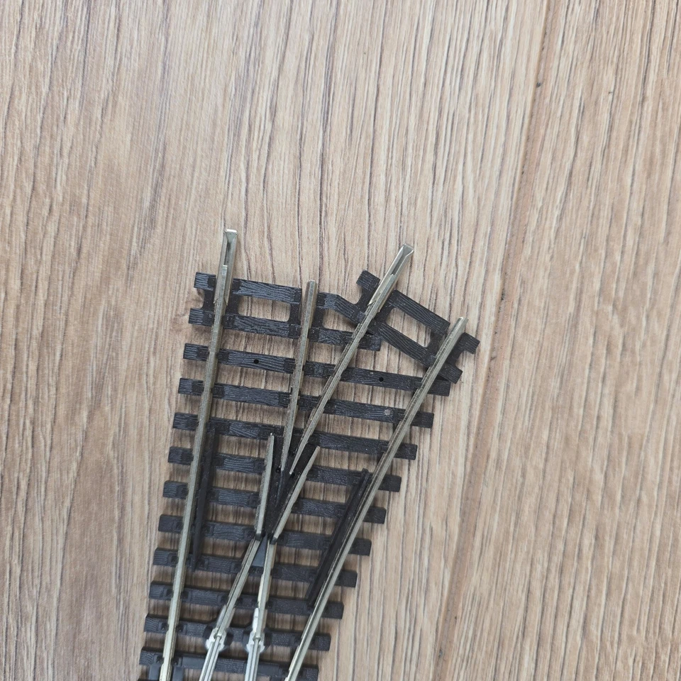 Peco ST-240 Setrack Right Turnout RH Track 00 Gauge Nickel Silver Excellent - Image 2 of 4