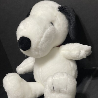 Vintage 90s Applause Peanuts PLUSH SNOOPY W/Red Vinyl Leather 