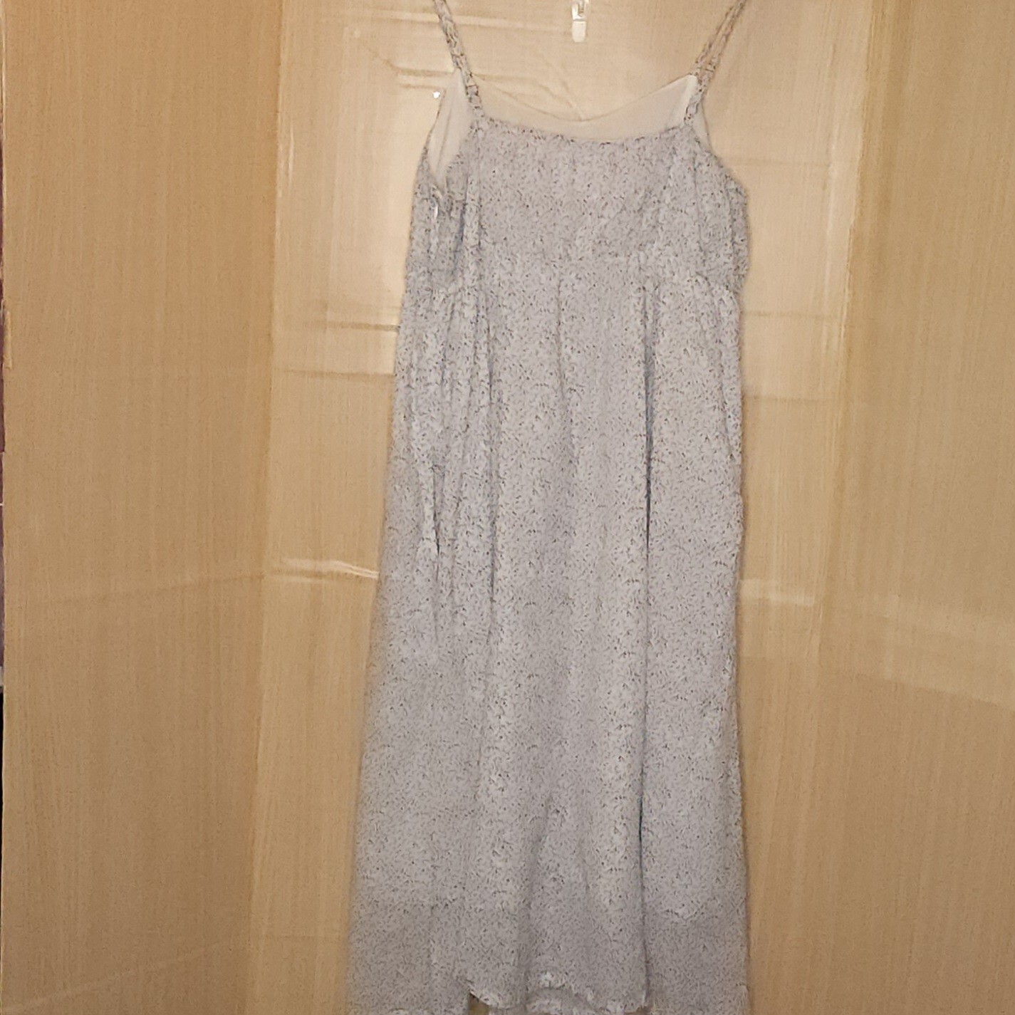 Picture 2 of 9
