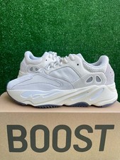 yeezy analog 700