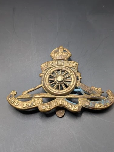Original WW2 Brass Cap Badge Royal Artillery Regiment MOVING ROTATING WHEEL