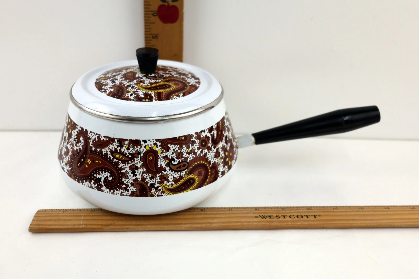 Vintage Enamel Fondue Sauce Pot Paisley Brown White Black Handle
Opens in a new window or tab