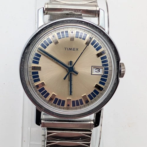 1974 Timex Mercury Calendar 33mm Manual Wind Watch 16562 02574 M25 Date