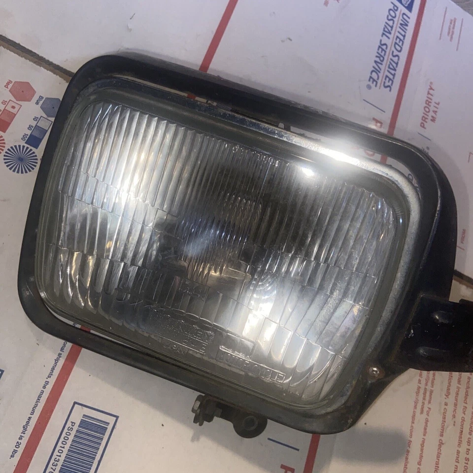 Luz principal 85 KAWASAKI ZX750 Foto 2 de 3