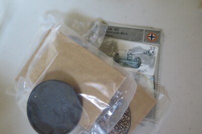 AXIS & ALLIES MINIATURES SET II LOT 28 PAK 40 ANTITANK GUN C 3 CARD 3 PIECES