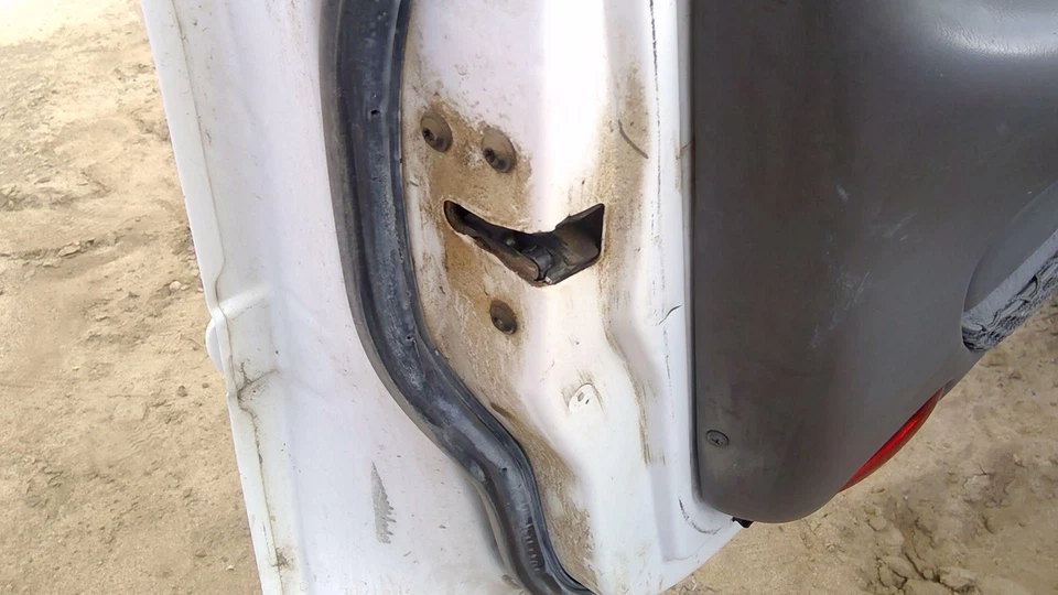 Ford Taurus 1998 conductor pestillo puerta delantera izquierda con varillas/cables OEM Foto 4 de 4