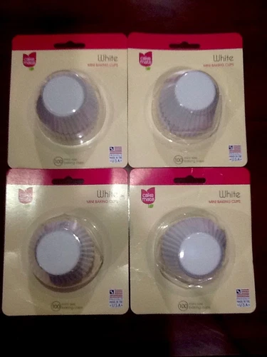 400 MINI CUPCAKE LINERS Baking Cups CAKE MATE White(4 packs of 100) NEW USA MADE
