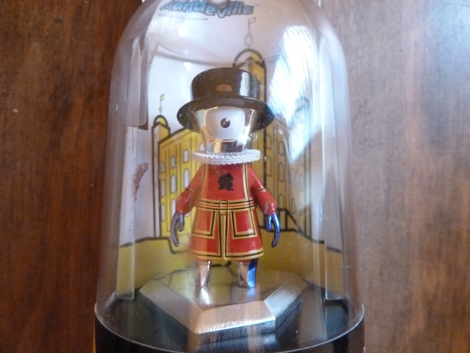 Corgi GS62109 London 2012 Beefeater Mandeville Die Cast Paralympic Mascot Figure