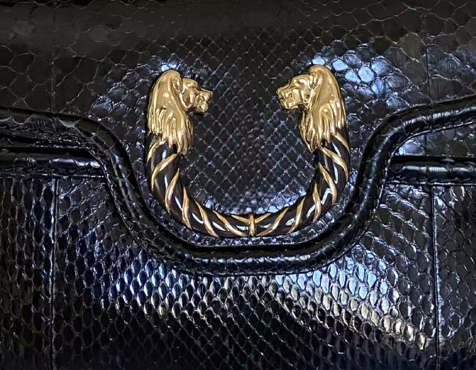 BVLGARI ~ RARE * LIMITED black  Real snakeskin Handbag~  AUTHENTIC 5K image 7