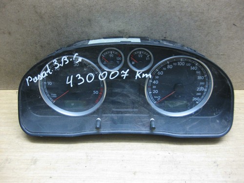 Tacho Kombiinstrument VW Passat 3BG  3B0920826A  110080137002  3B0920 826A