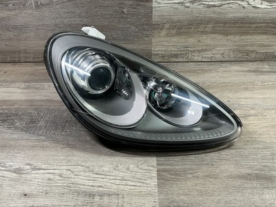 USED - 2011-2014 Porsche Cayenne R Headlamp Xenon - OEM