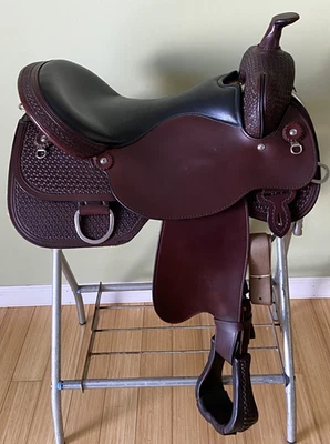 17" Circle Y Classic SOFTEE Trail / Ranch Riding / Western Dressage Saddle~WIDE - Image 1 of 4