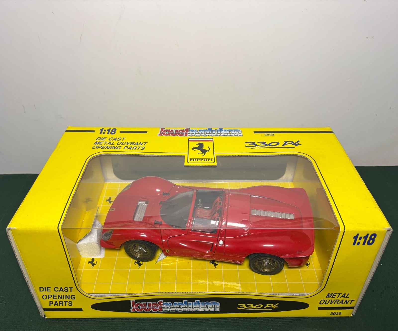 Ferrari 330 P4 Jouef Evolution 1:18 Die-cast da collezione