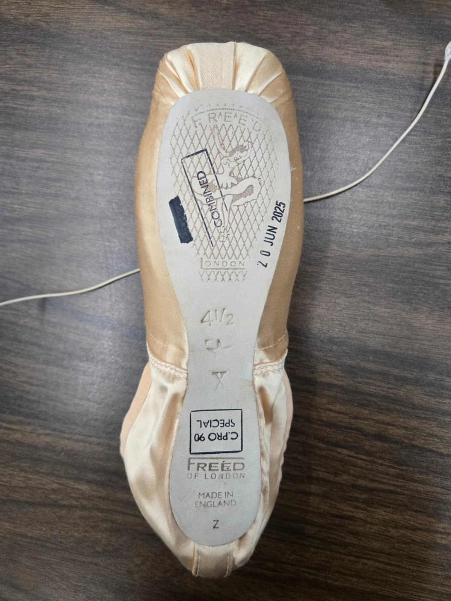 Freed of London トゥシューズ Pro 90 4.5. XX Y Classic Pro 90 Pointe Shoe - Triangle Maker (Standard) – Allegro