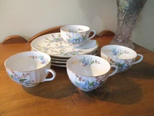 4 PLACE SETTING METASCO FORGET-ME-NOT CHINA LUNCHEON SANDWICH PLATES W/CUPS