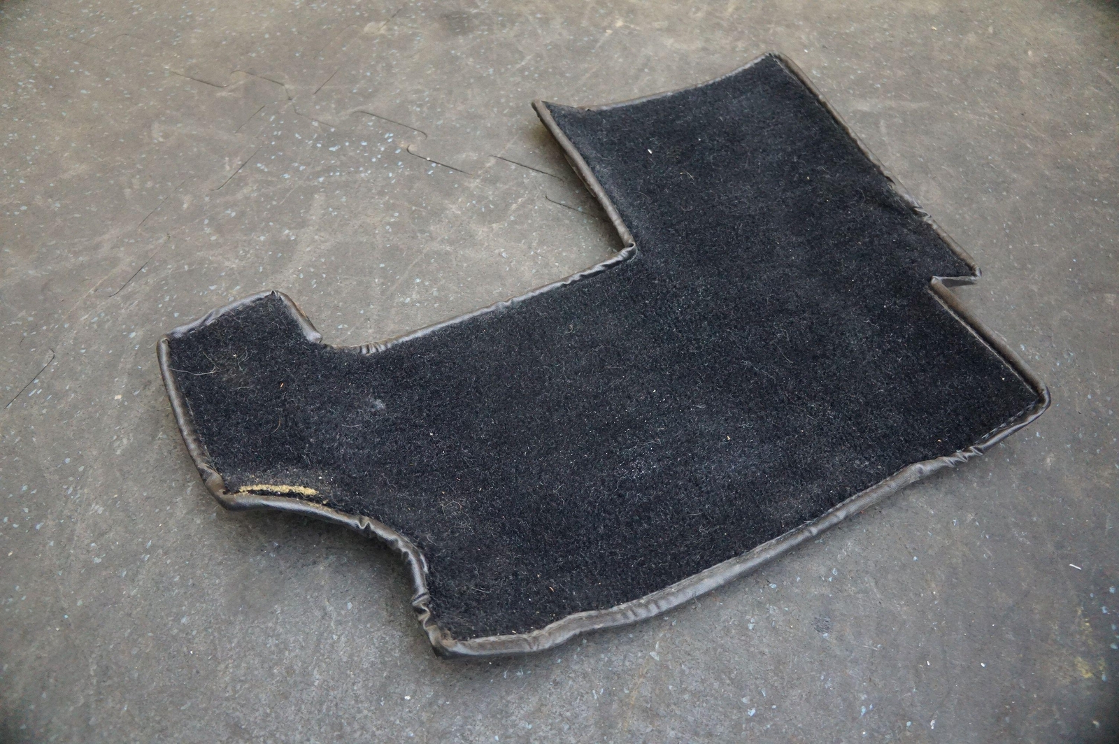 Set Of Carpet Rug Mat Black 61360800 OEM Ferrari 328 Gts 1986