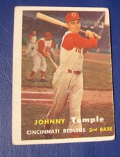1957 Topps Johnny Temple (Cincinnati Reds) #9 F/G