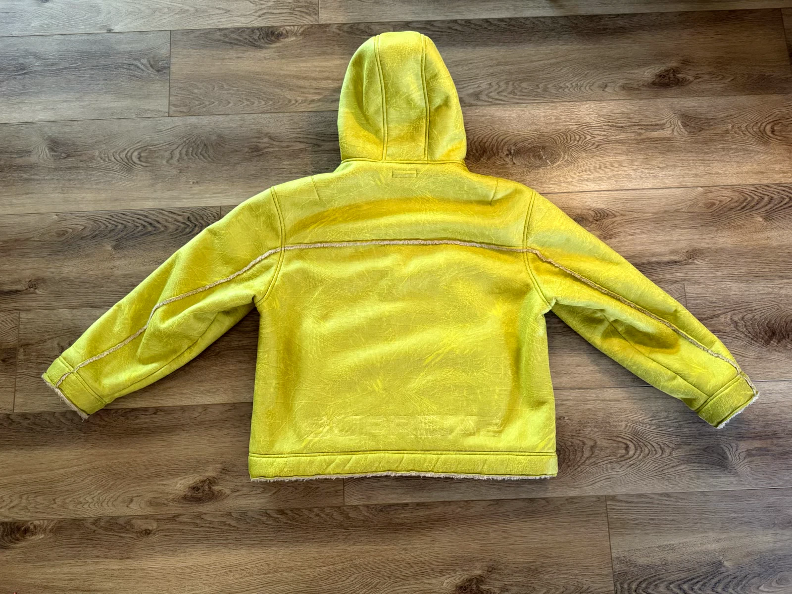 Veste à capuche SUPREME fausse peau de mouton Taille : XXL jaune homme